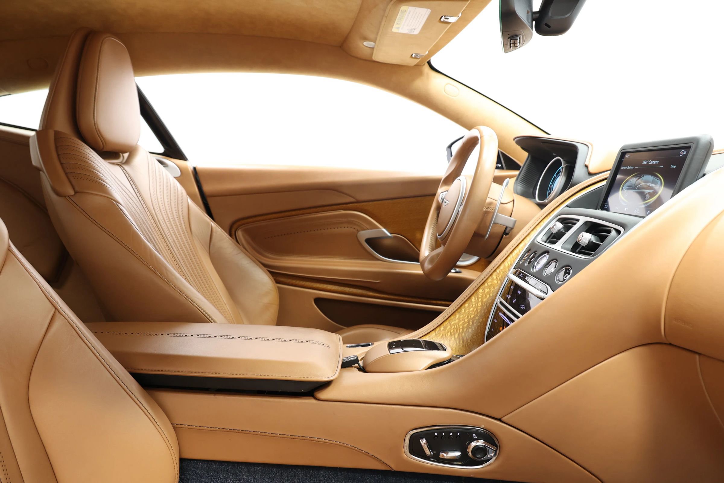 Used 2017 Aston Martin DB11 V12 image 79