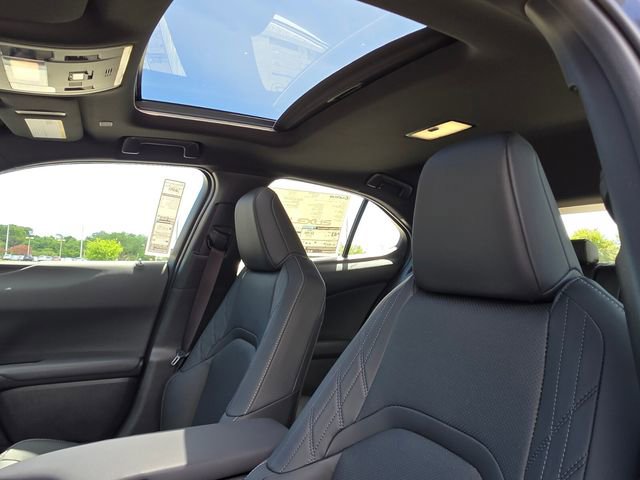 New 2026 Lexus UX 300h FWD image 21