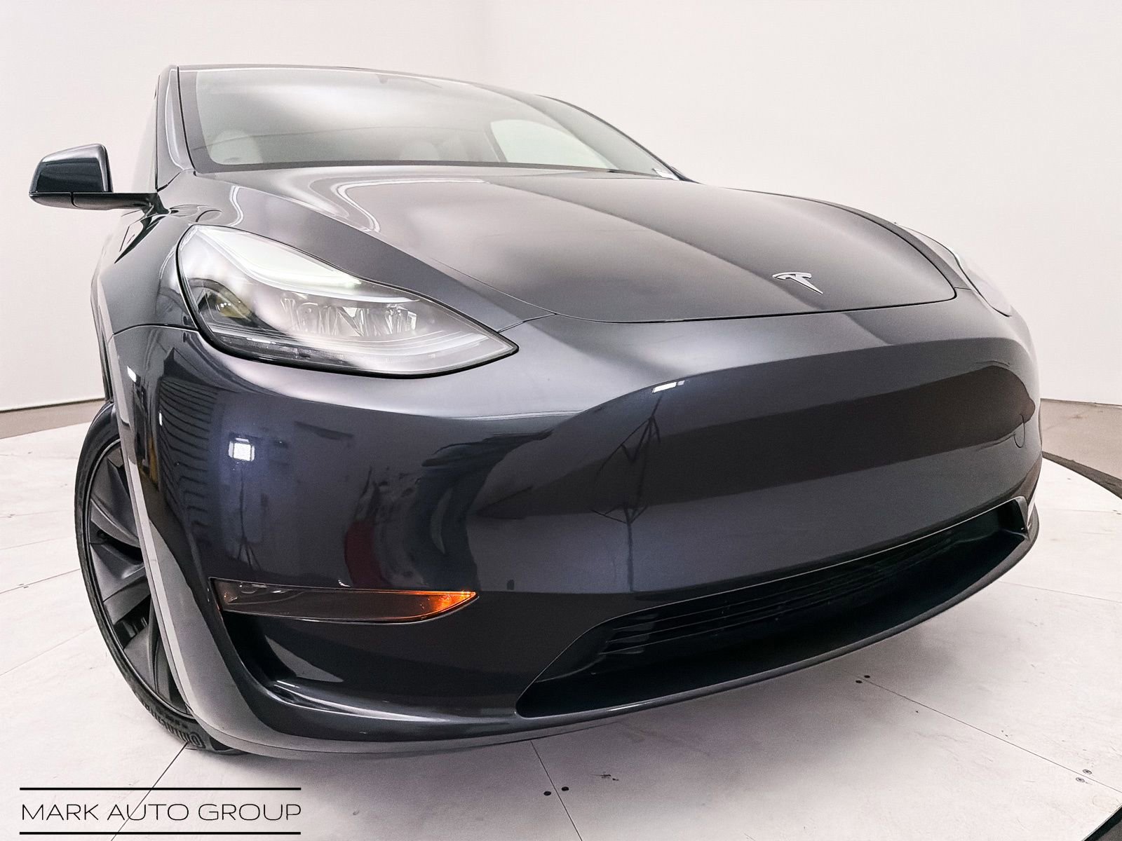 Used 2024 Tesla Model Y Long Range image 2
