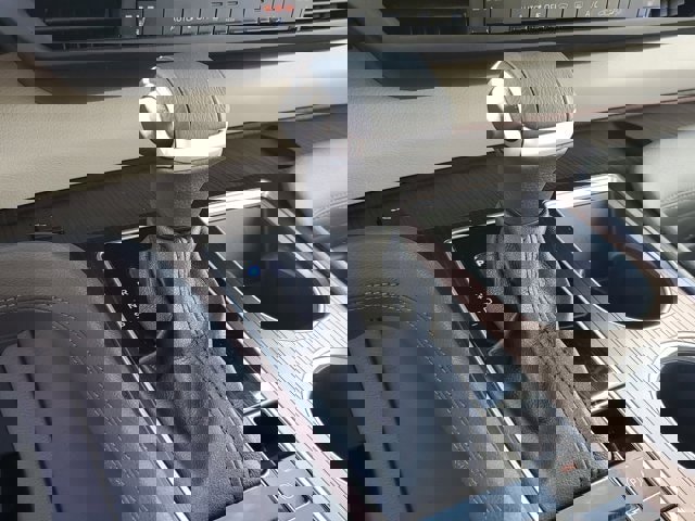 Used 2023 Toyota Sienna XLE image 20