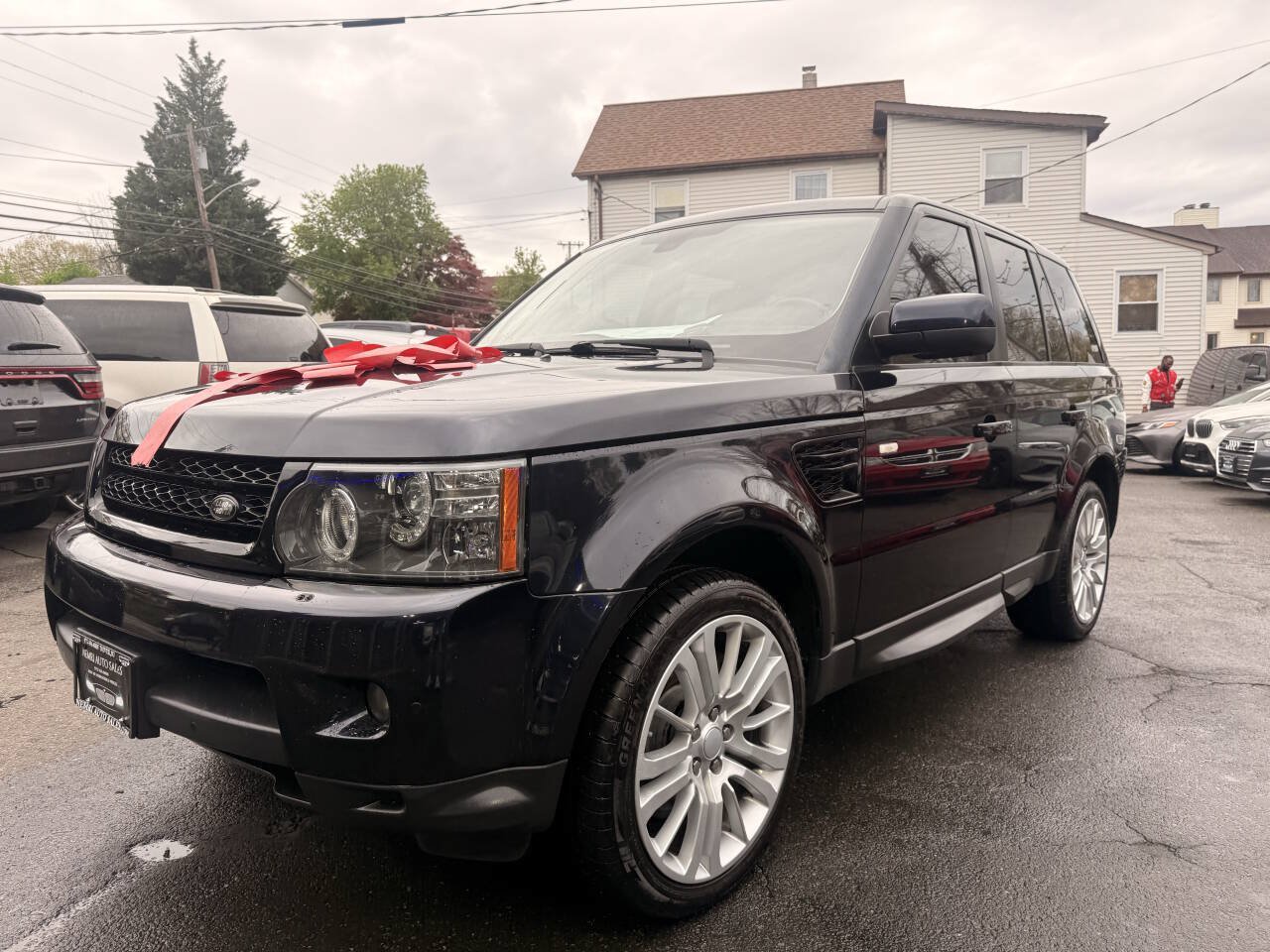 Used 2010 Land Rover Range Rover Sport HSE AWD/4WD image 2