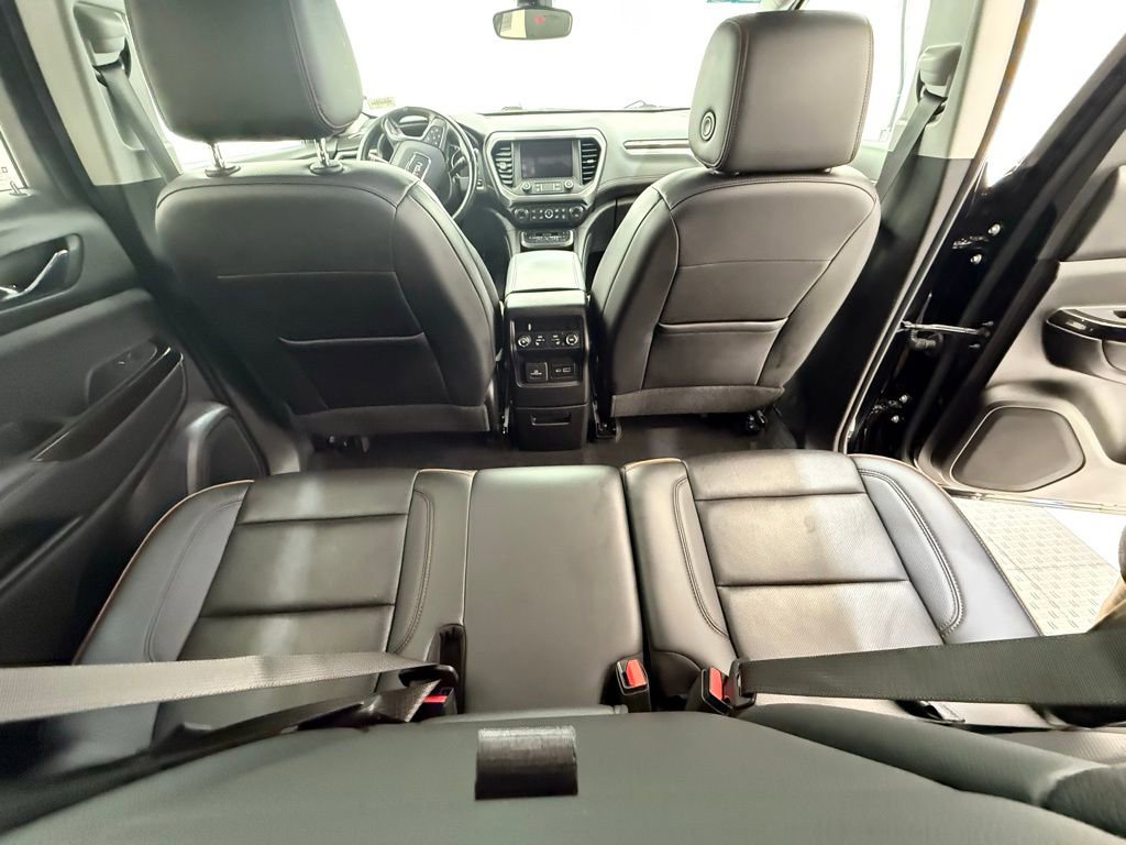 Used 2021 GMC Acadia AT4 w/ GMC Pro Grade Package image 29