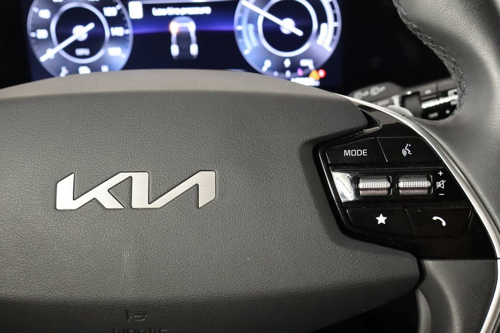 Used 2023 Kia Niro Wind FWD image 10