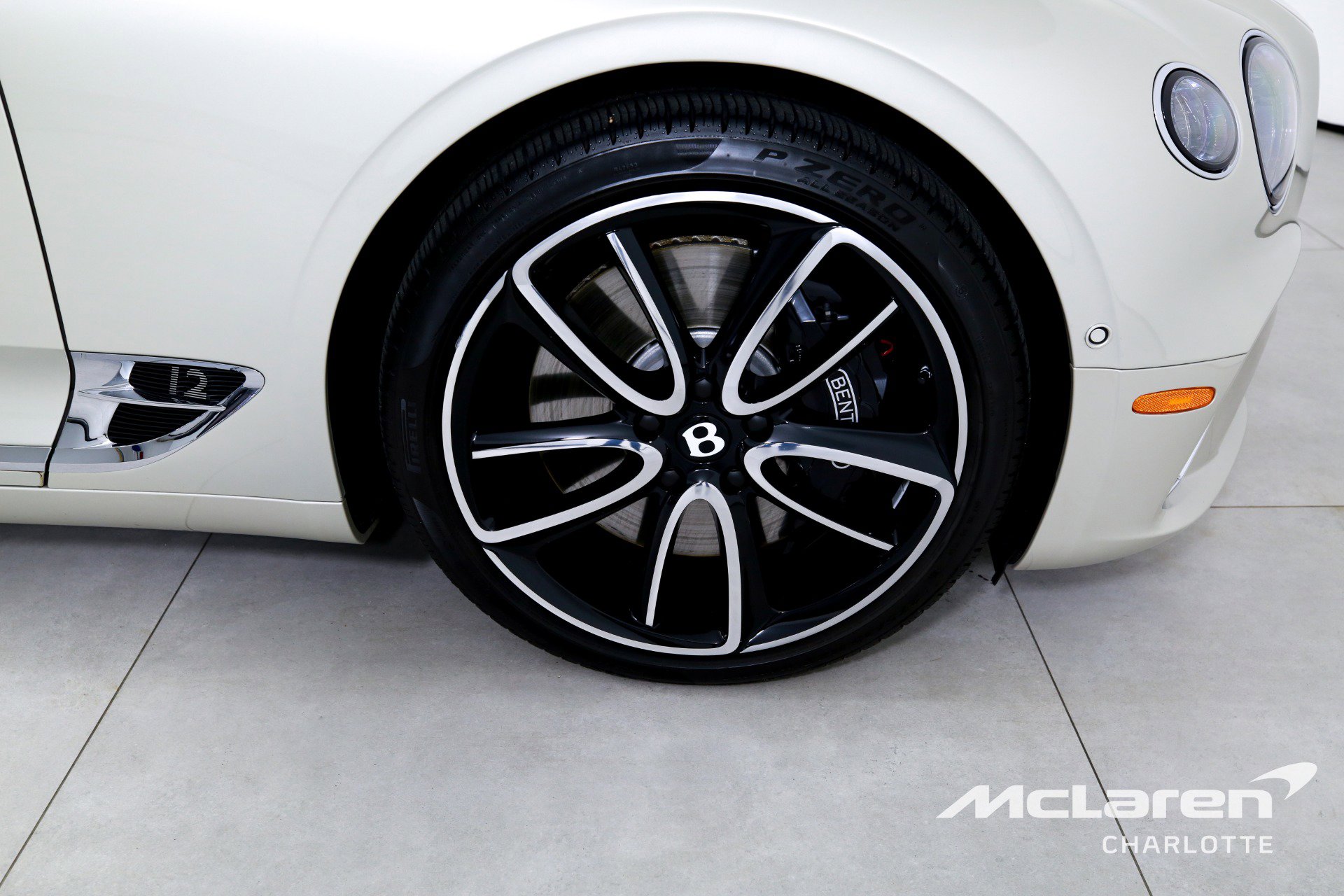 Used 2020 Bentley Continental GT AWD/4WD image 29