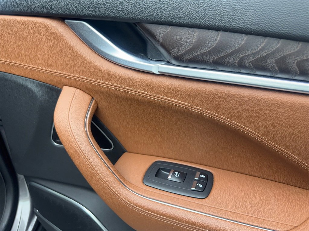 Used 2022 Maserati Levante Modena image 49