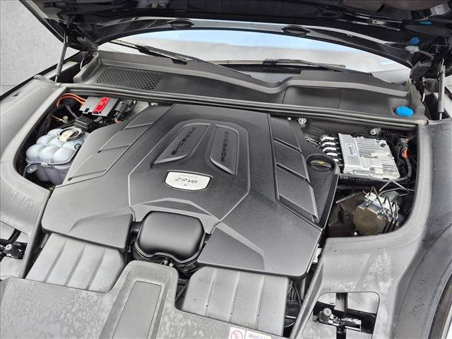 Used 2023 Porsche Cayenne S AWD/4WD image 22