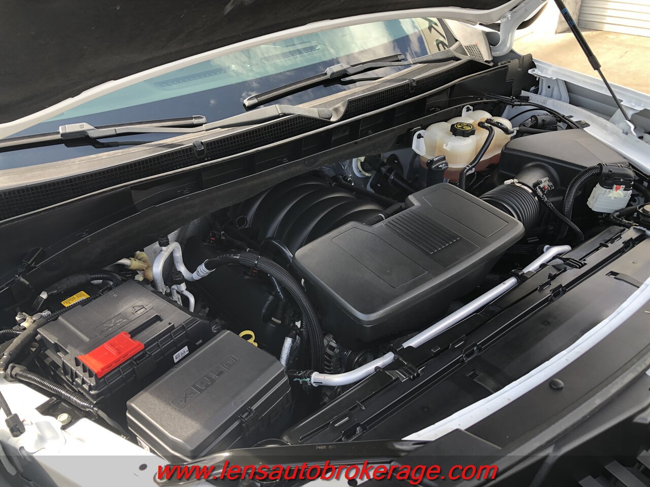 Used 2022 GMC Yukon XL SLE w/ Gmc Pro Safety Plus Package image 27