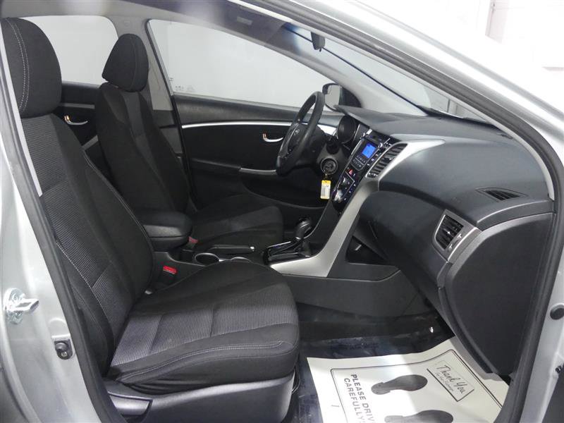 Used 2016 Hyundai Elantra GT FWD image 20