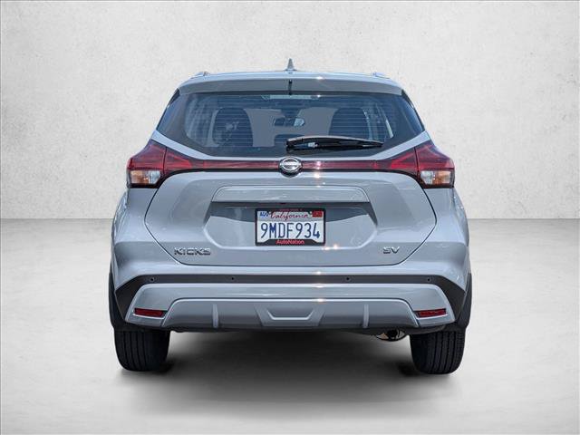 Used 2024 Nissan Kicks SV FWD image 7