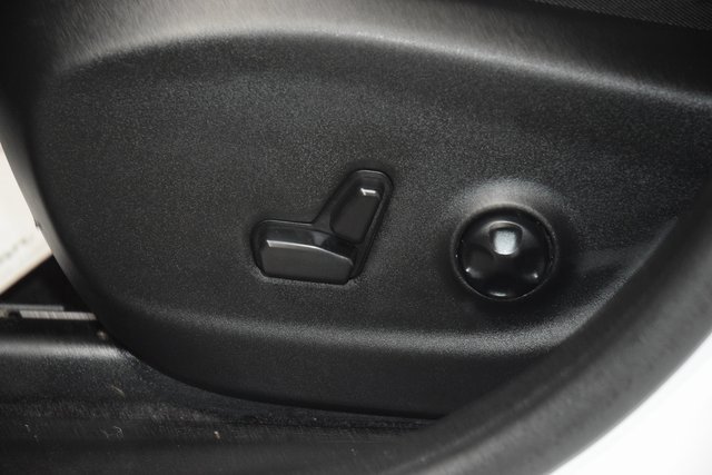 Used 2018 Jeep Cherokee Limited w/ Technology Group image 39