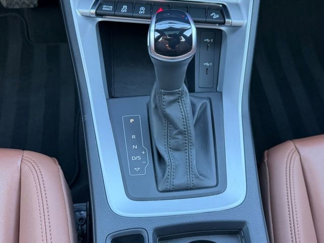 Used 2025 Audi Q3 2.0T Premium image 36