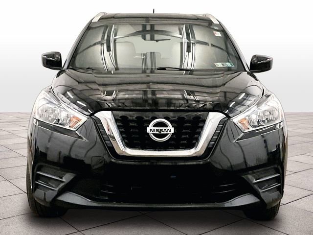 Used 2019 Nissan Kicks SV FWD image 3