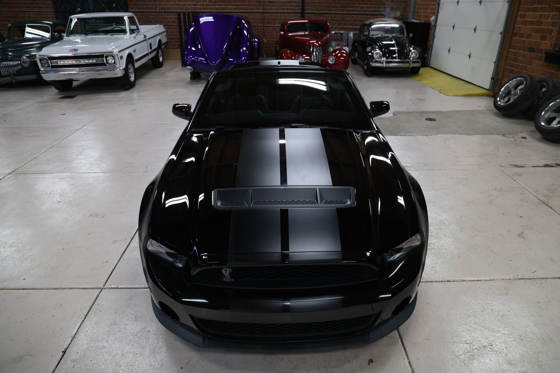 Used 2010 Ford Mustang Shelby GT500 image 8