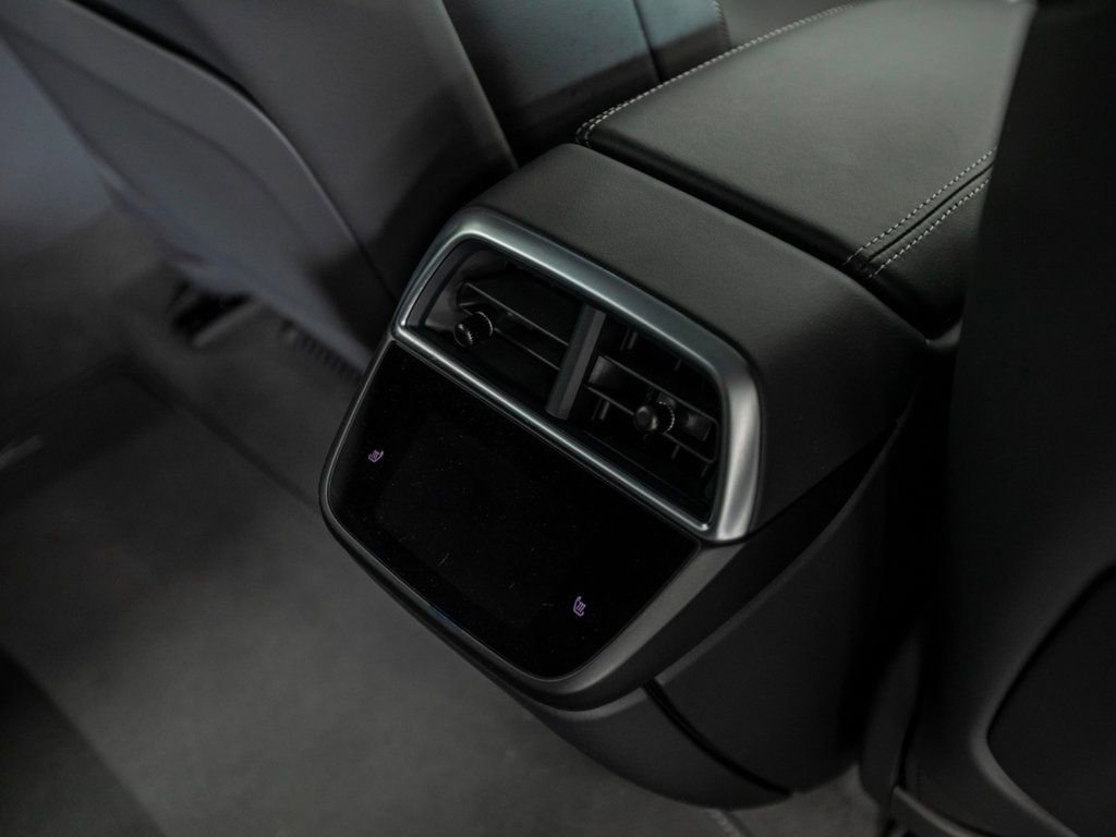 Used 2025 Lucid Air Touring AWD/4WD image 26