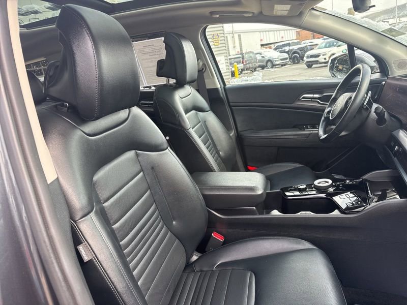 Used 2023 Kia Sportage SX Prestige image 16