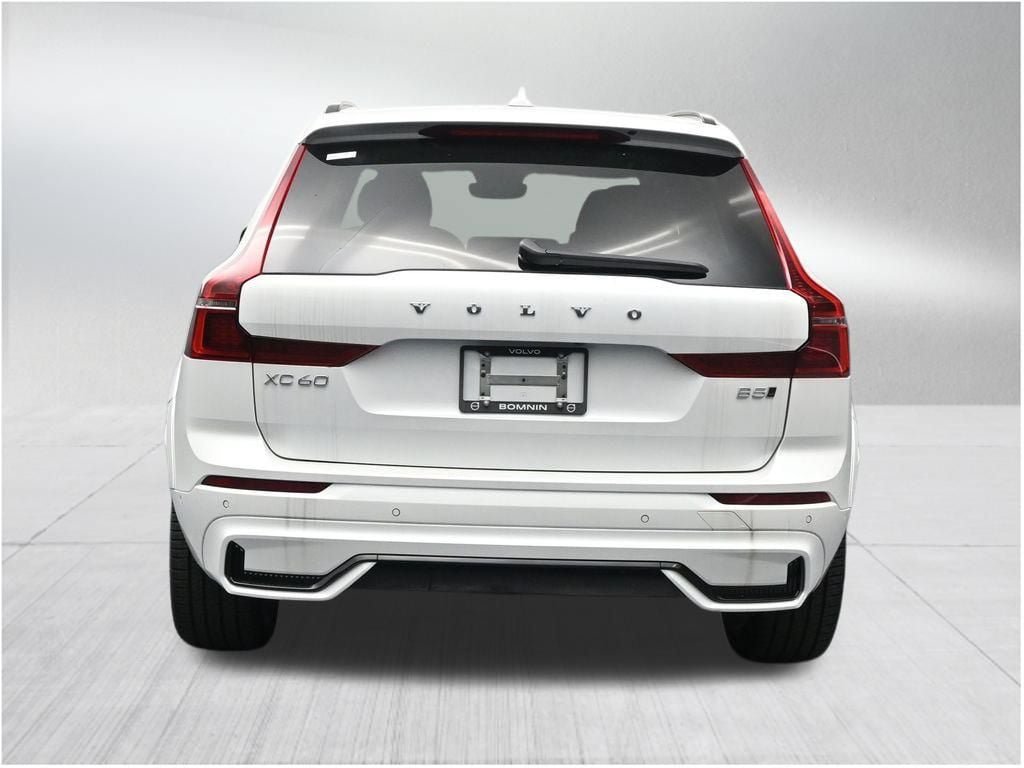 New 2026 Volvo XC60 B5 Ultra AWD/4WD image 4