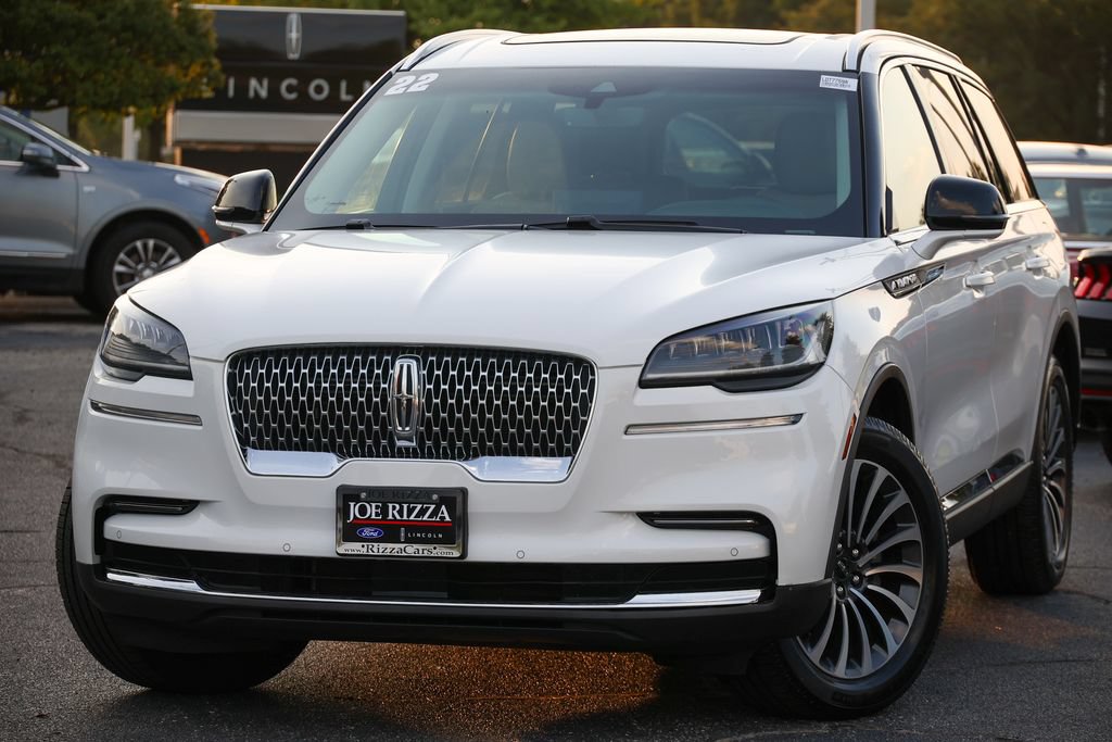 Used 2022 Lincoln Aviator AWD w/ Premium Package image 18
