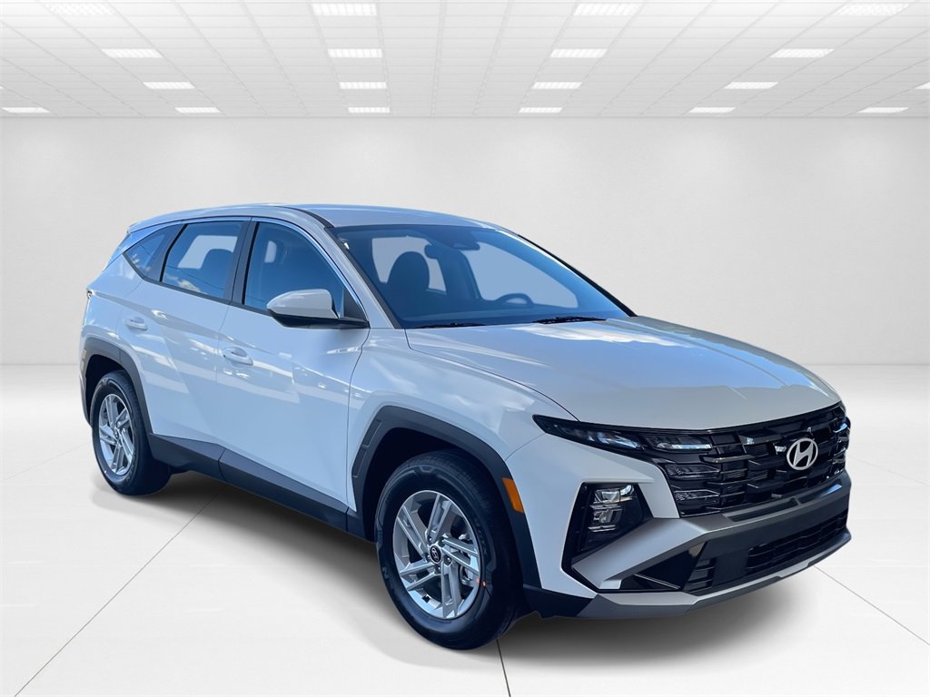 New 2026 Hyundai Tucson SE