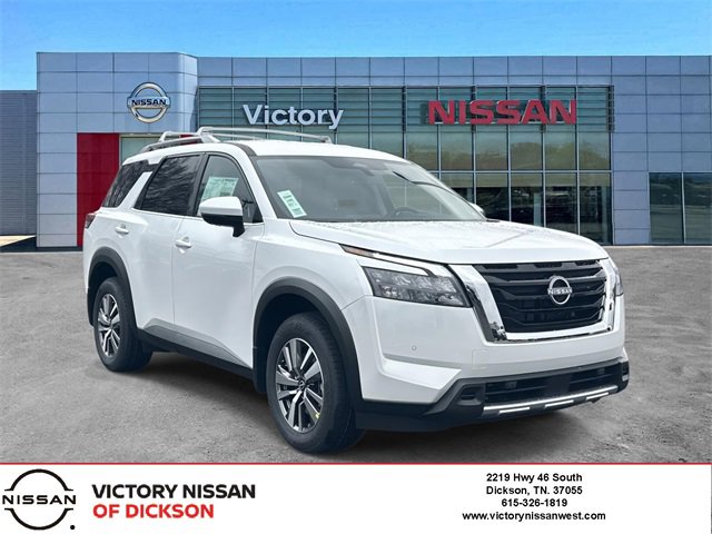 New 2025 Nissan Pathfinder SL image 1