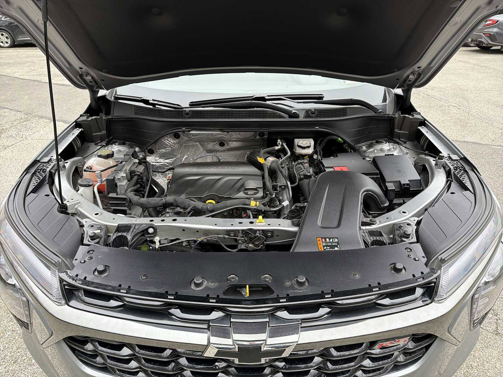 Certified 2025 Chevrolet Trax RS w/ Driver Confidence Package image 27