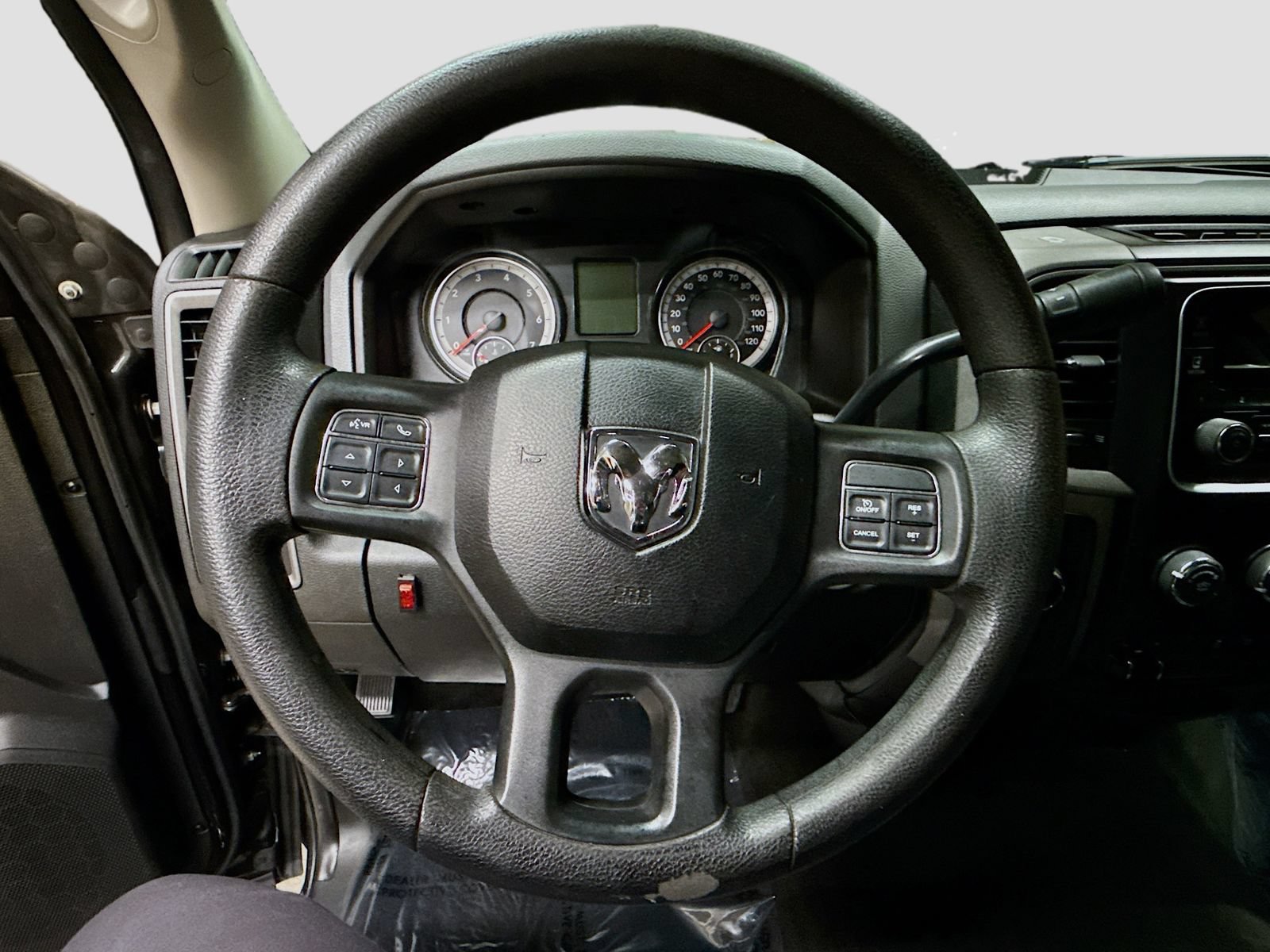 Used 2017 RAM 2500 Tradesman w/ Chrome Appearance Group AWD/4WD image 14