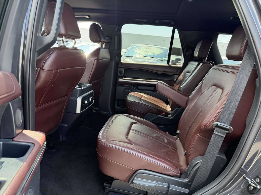 Used 2022 Ford Expedition Limited AWD/4WD image 20