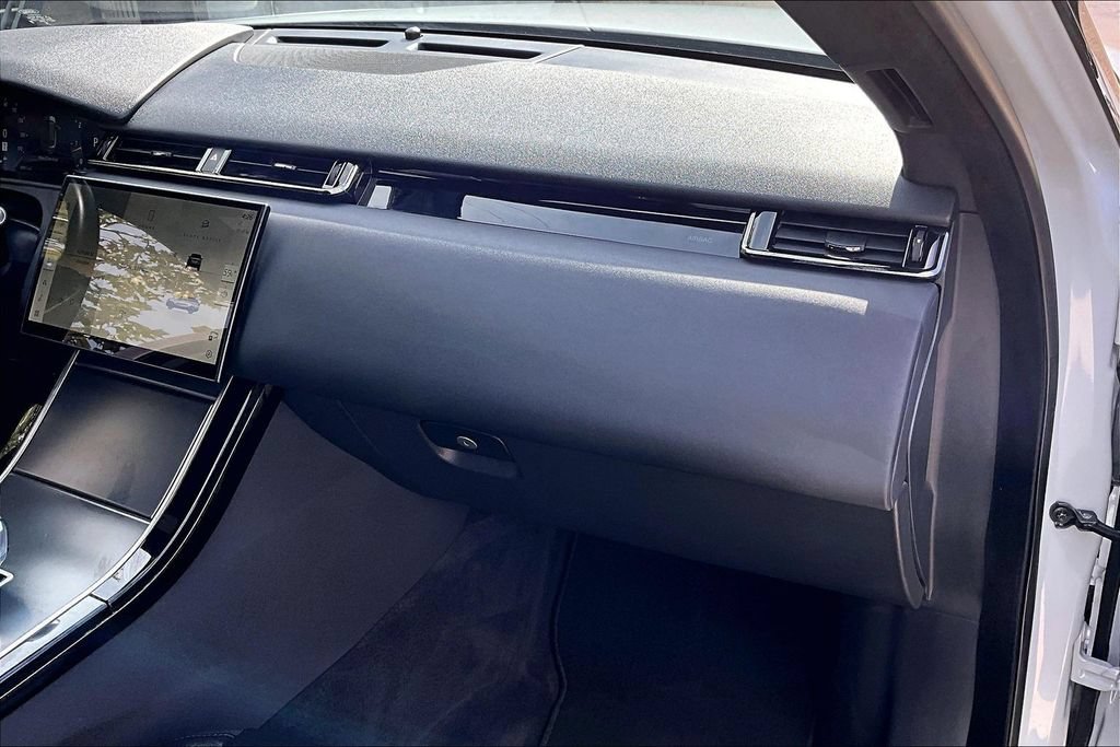Used 2025 Land Rover Range Rover Velar Dynamic SE AWD/4WD image 21