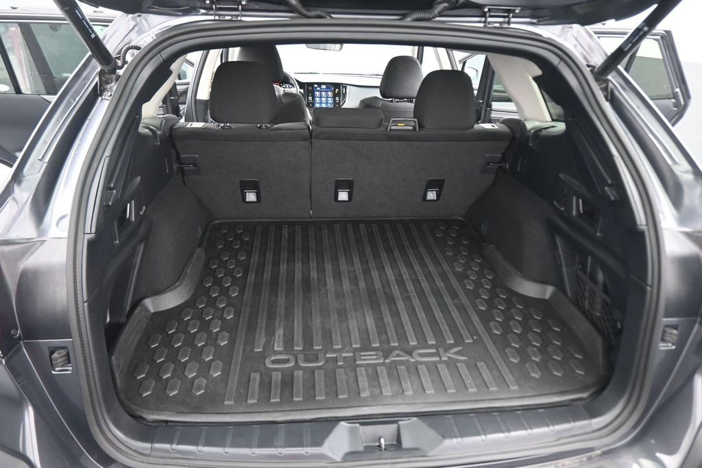 Used 2024 Subaru Outback Premium AWD/4WD image 42