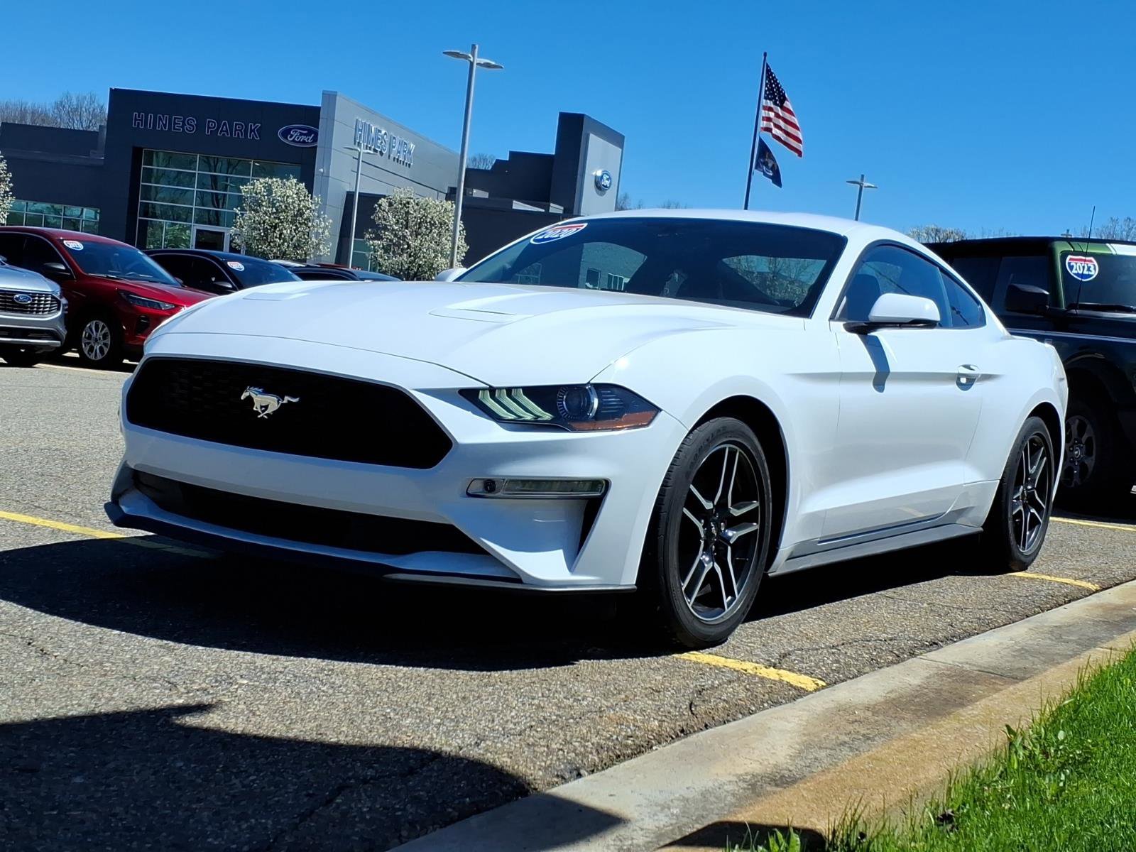 Used 2020 Ford Mustang Premium w/ Equipment Group 201A RWD image 7