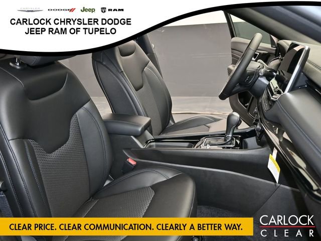 New 2026 Jeep Compass Latitude image 38