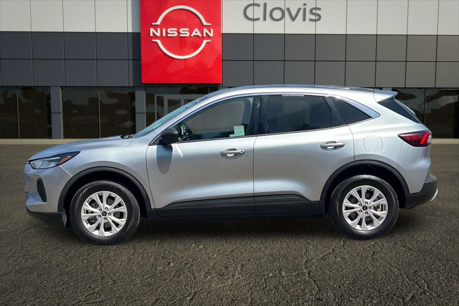 Used 2024 Ford Escape Active AWD/4WD image 6