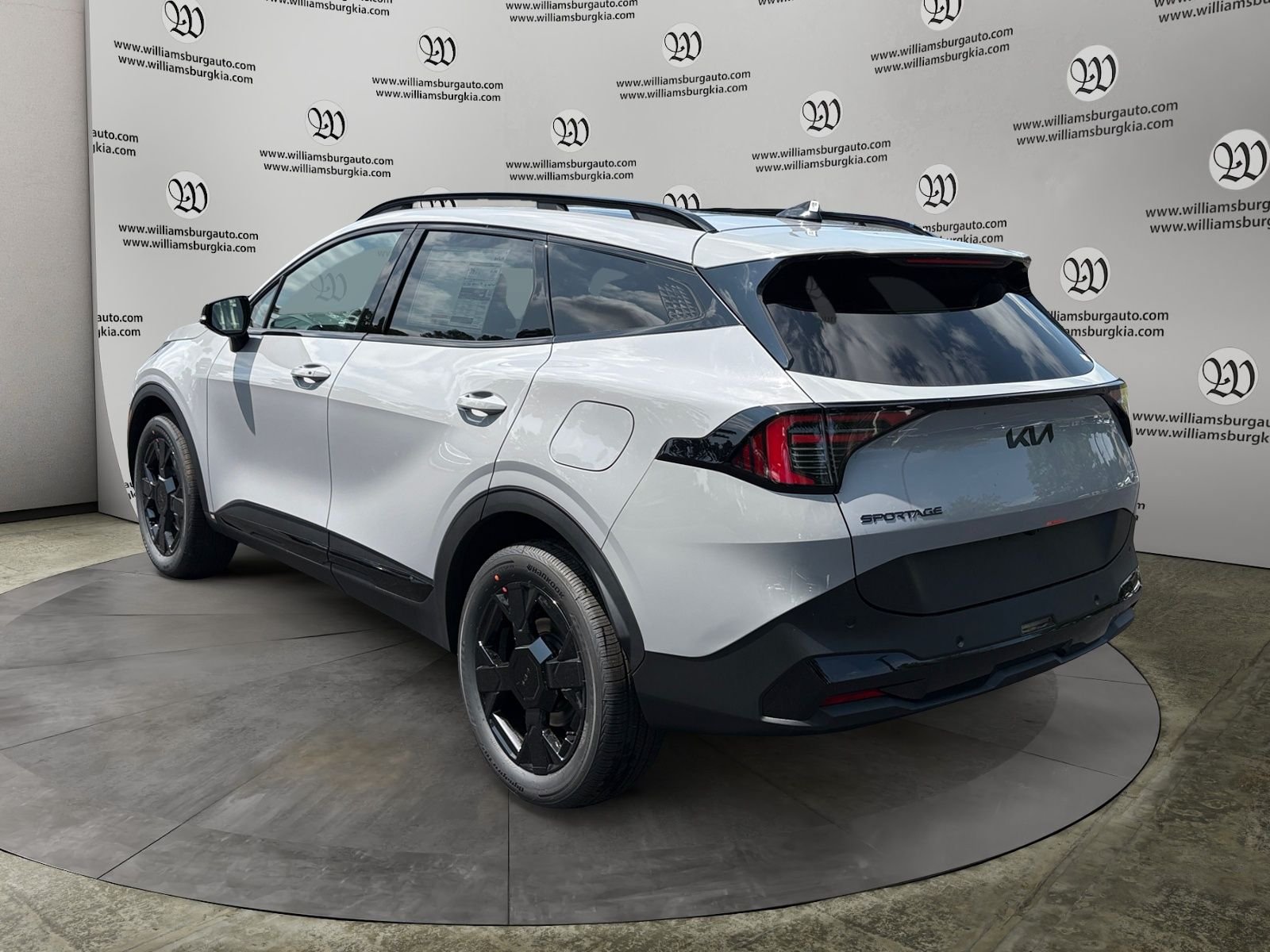 New 2027 Kia Sportage X-Line AWD/4WD image 3