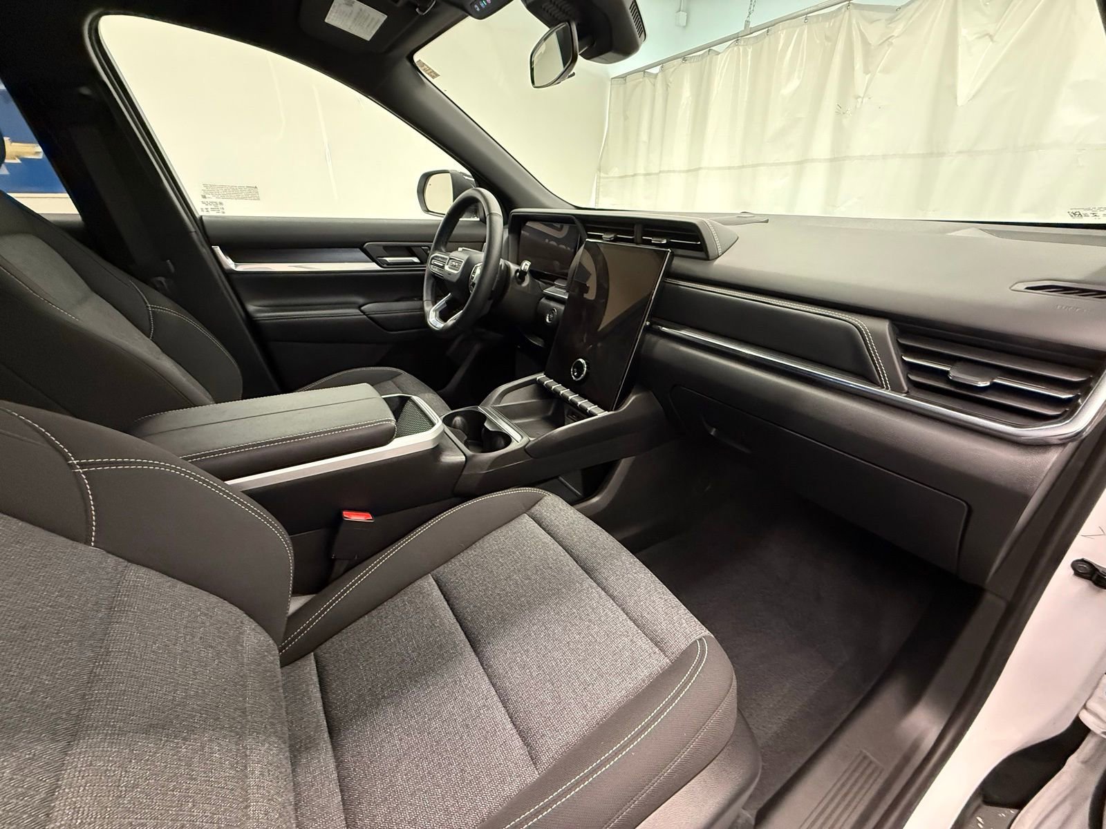 Used 2026 GMC Terrain Elevation image 8
