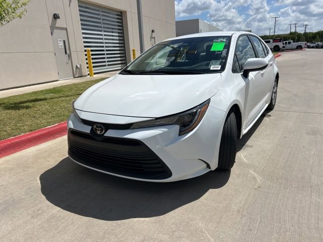 Used 2024 Toyota Corolla LE image 7