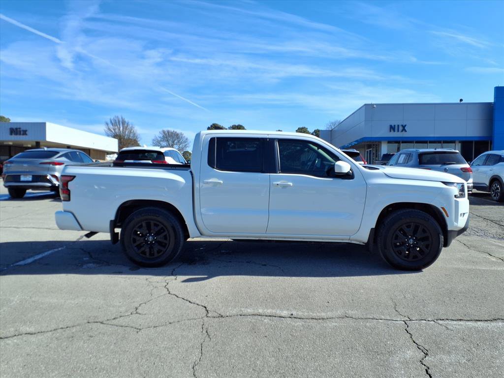Used 2024 Nissan Frontier SV w/ SV Convenience Package image 19