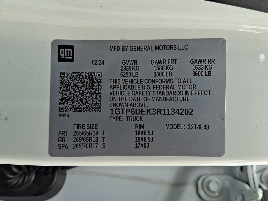 Used 2024 GMC Canyon AT4 w/ Technology Package AWD/4WD image 27