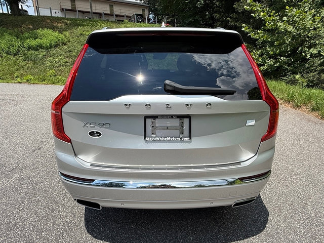 Used 2021 Volvo XC90 T8 Inscription w/ Protection Package Premier AWD/4WD image 7