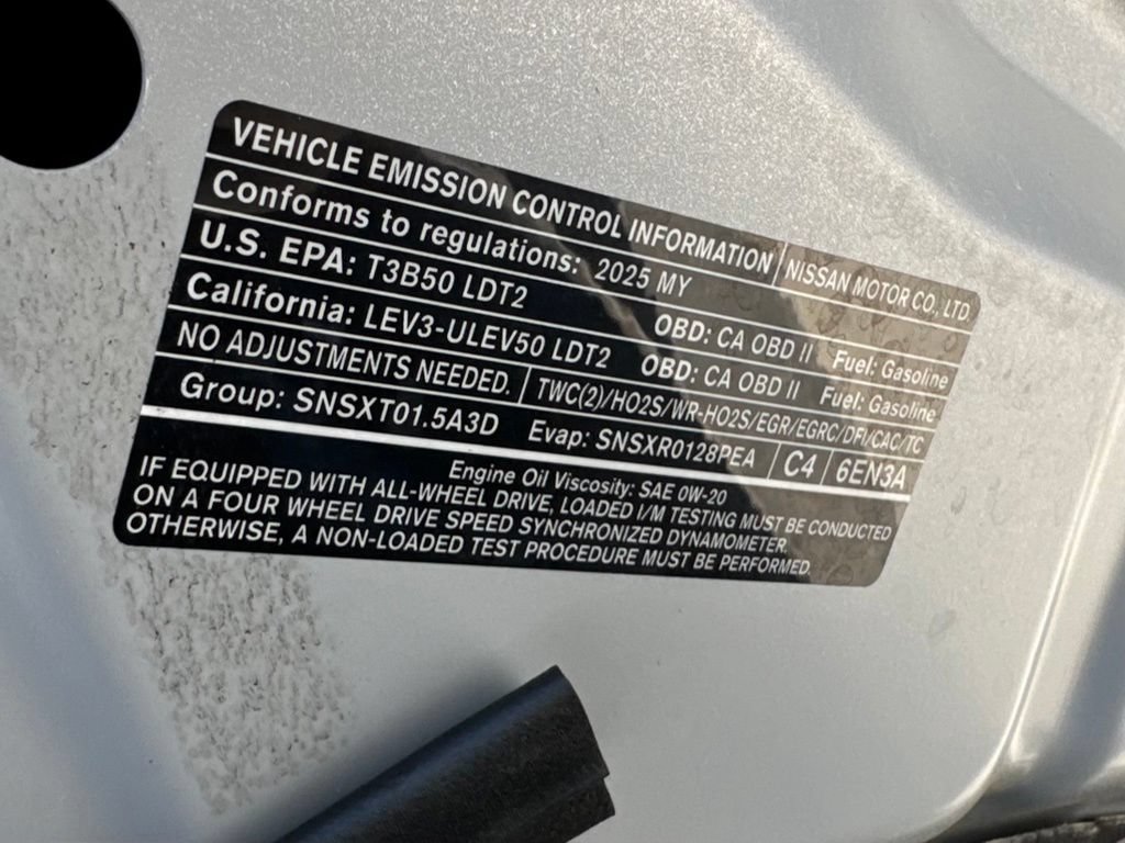 Used 2025 Nissan Rogue SV FWD image 26