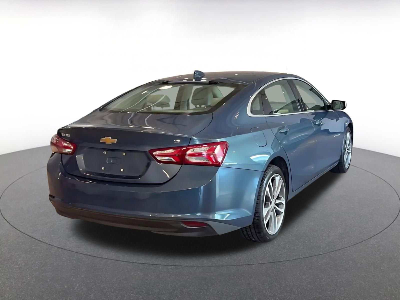 Used 2024 Chevrolet Malibu LT image 15