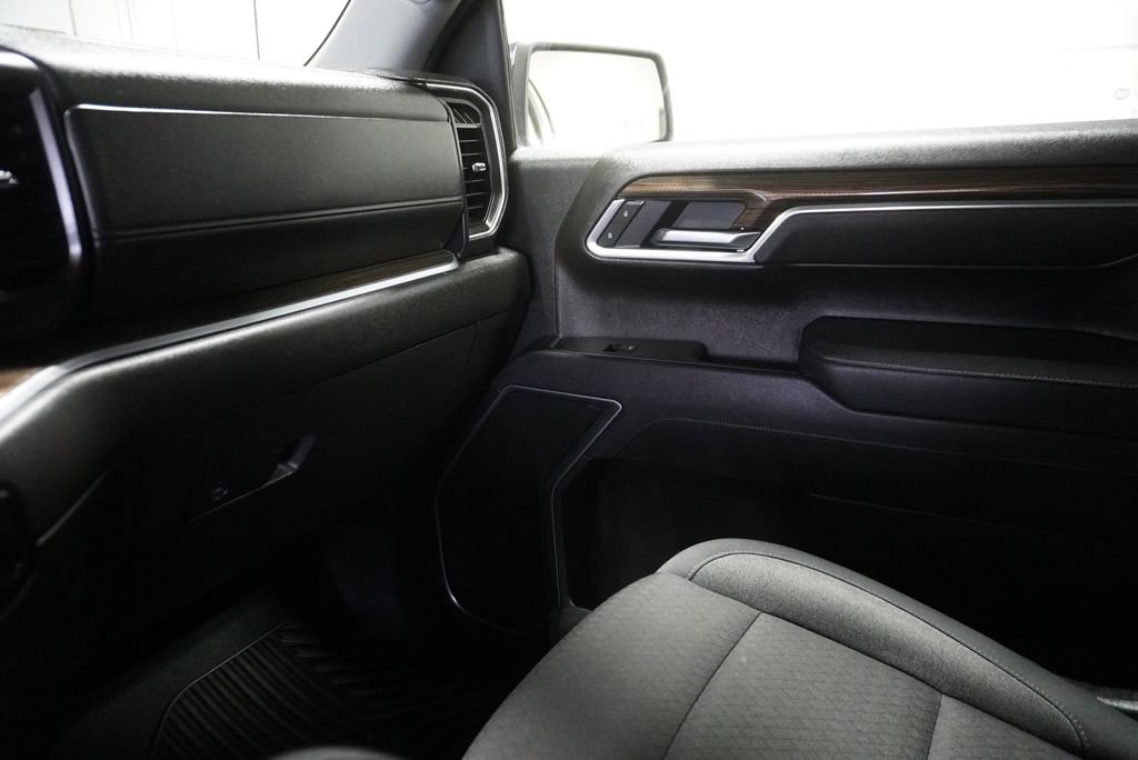 Used 2025 Chevrolet Silverado 1500 LT w/ Work Truck Package image 29