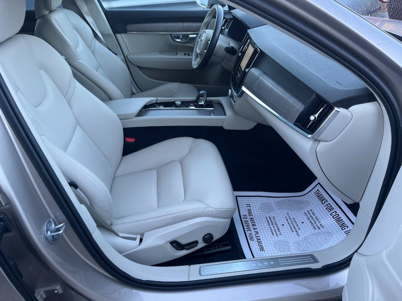 Used 2024 Volvo V90 B6 Cross Country Plus w/ Climate Package AWD/4WD image 20