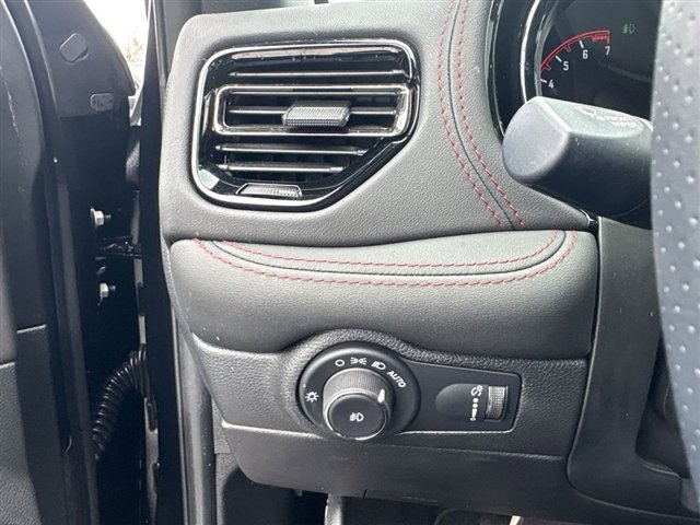 Used 2023 Dodge Durango GT AWD/4WD image 18