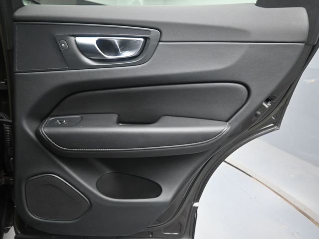 Used 2023 Volvo XC60 B6 Ultimate w/ Protection Package Premier image 28