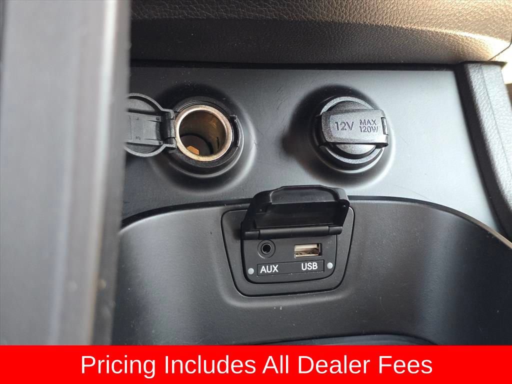 Used 2015 Hyundai Santa Fe Limited w/ Option Group 04 FWD image 24