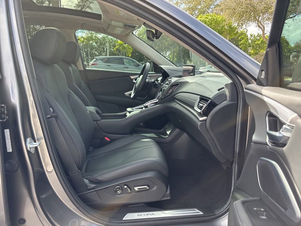 Used 2024 Acura RDX Base SH-AWD image 16