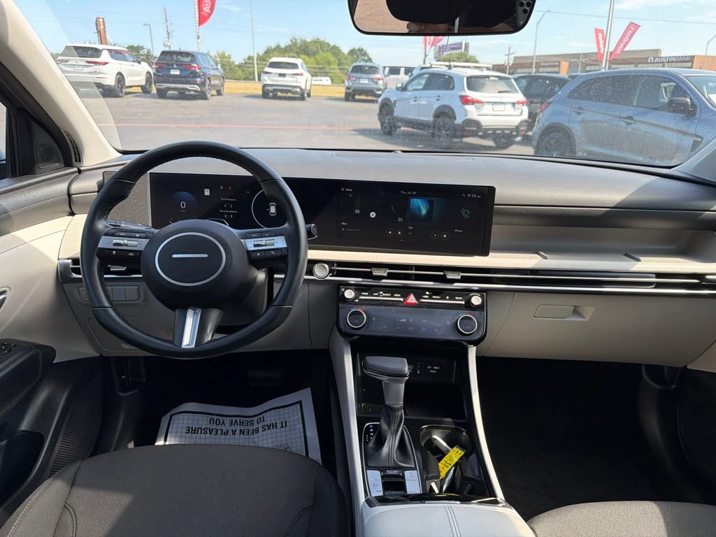 Used 2025 Hyundai Tucson SEL FWD image 38