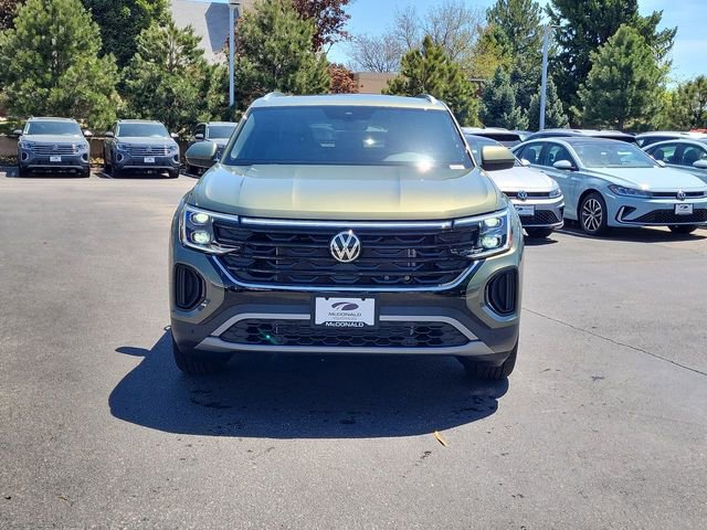 New 2026 Volkswagen Atlas Cross Sport SE AWD/4WD image 3
