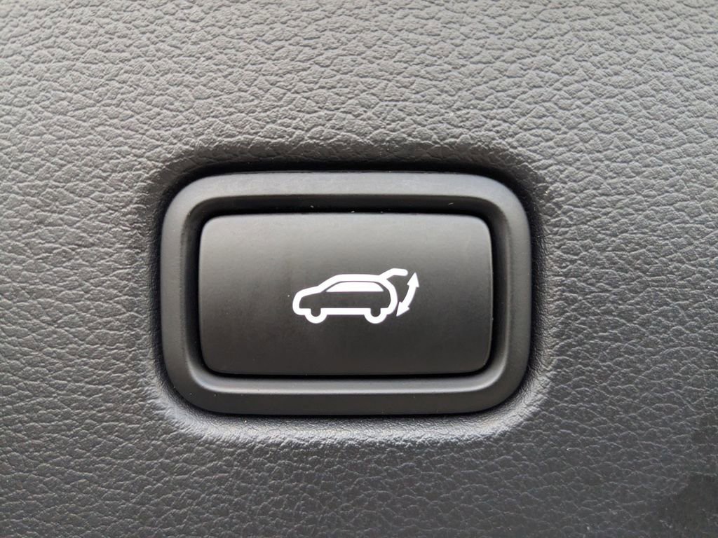 Used 2025 Hyundai Palisade Calligraphy image 14