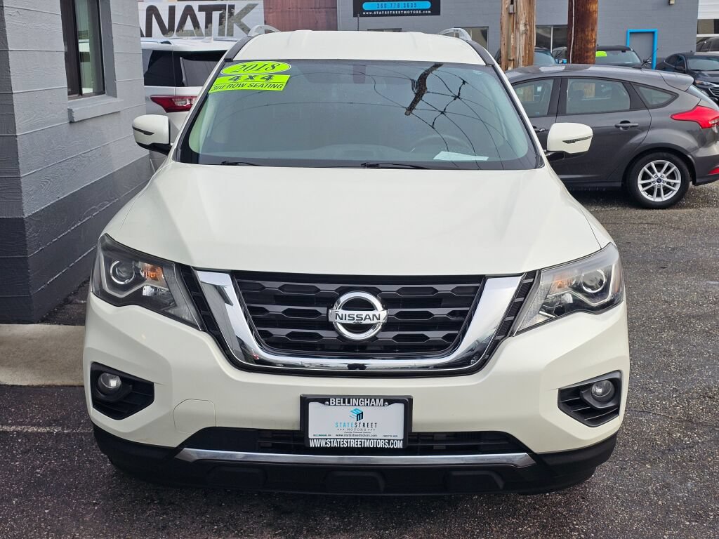 Used 2018 Nissan Pathfinder SV image 7