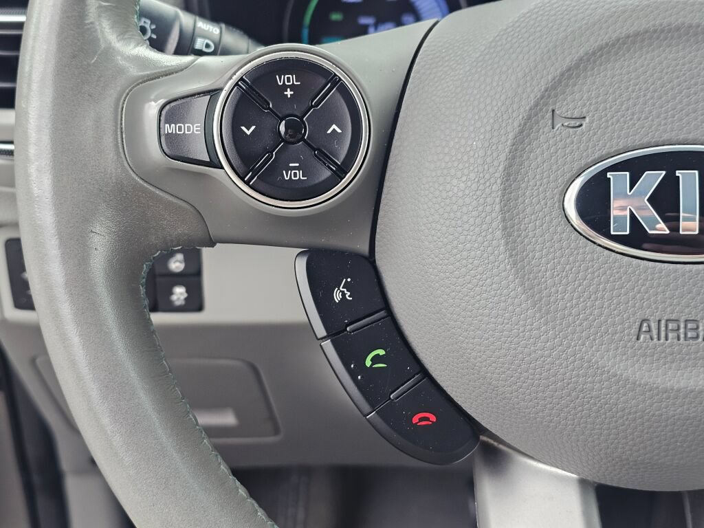 Used 2016 Kia Soul EV + w/ Paint Protection Film Package FWD image 34